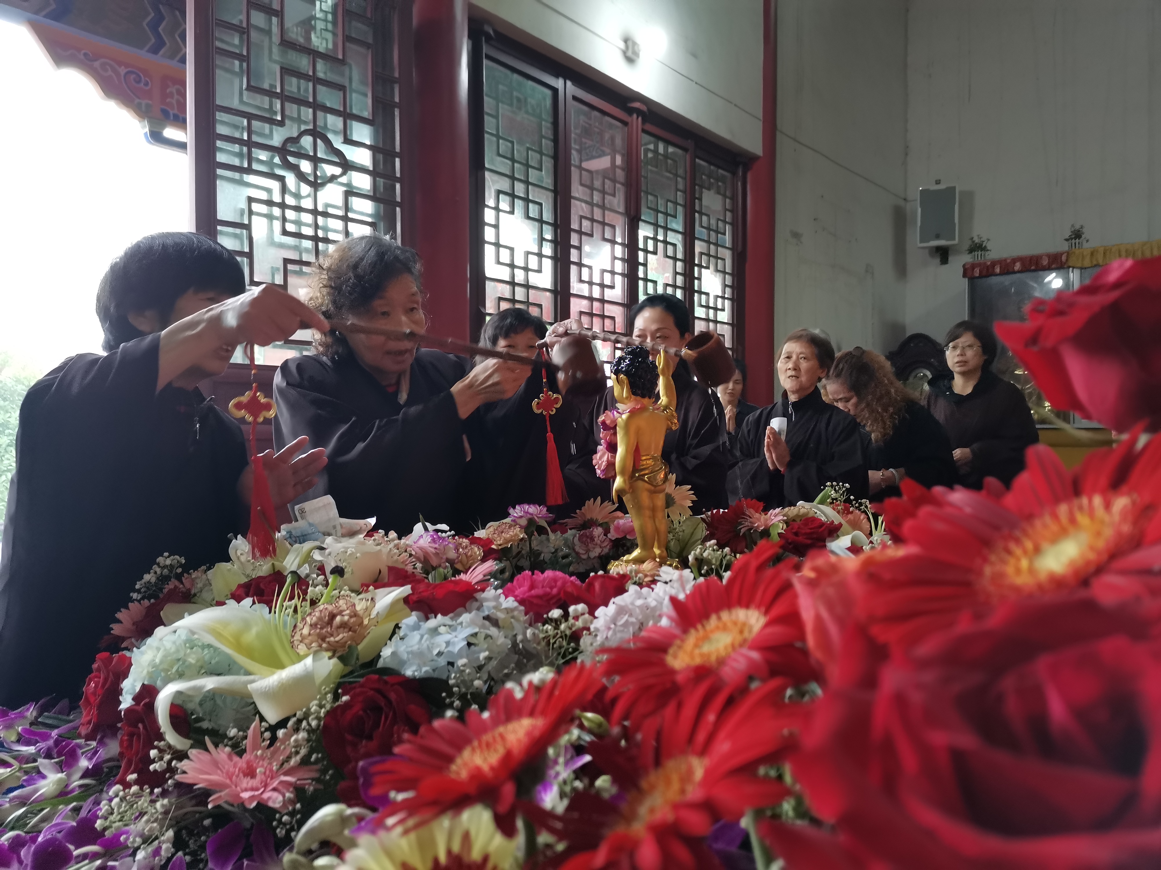 98彩释迦牟尼佛圣诞法会圆满